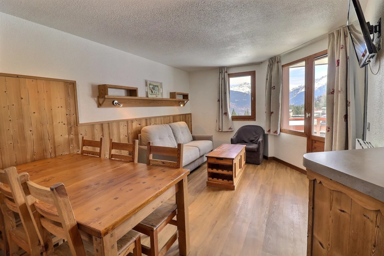 LGB304 / Deux pièces cabine / La Tania / Centre - La Tania